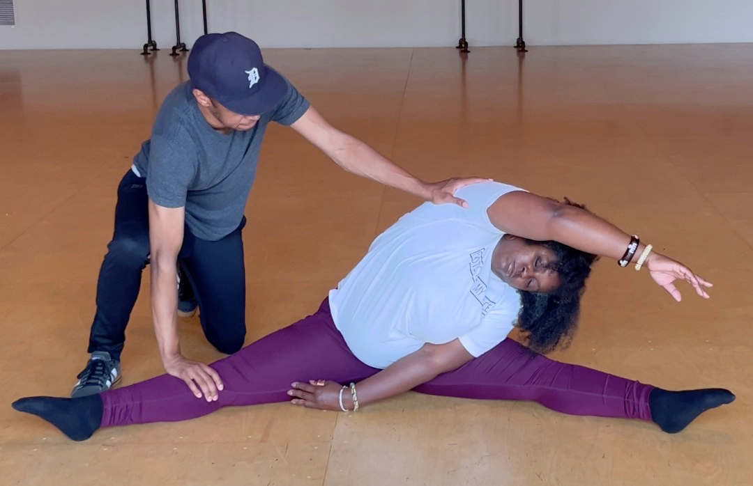 1-on-1 mat stretch session with Christian